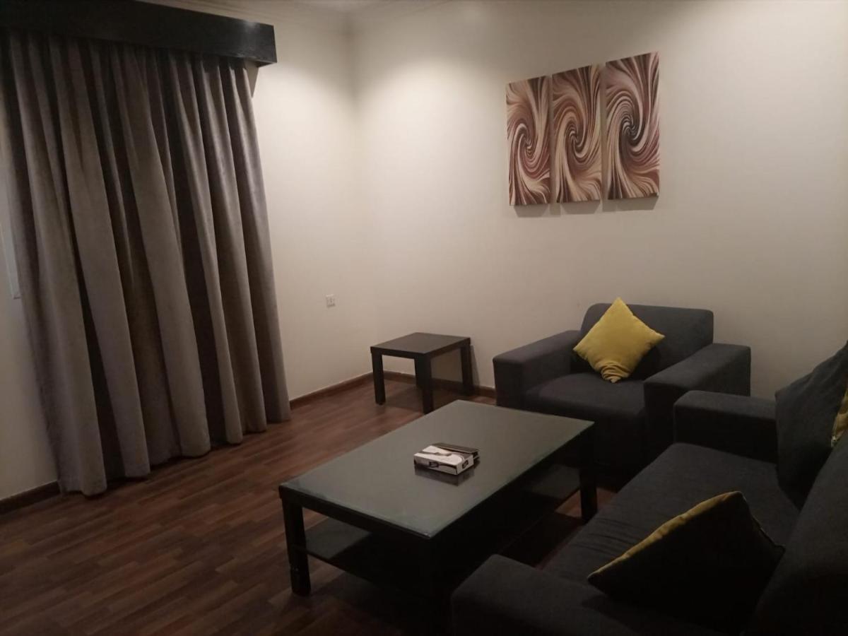 Manzel Aram 105-By Alazmi- Hotel Riyadh Ngoại thất bức ảnh