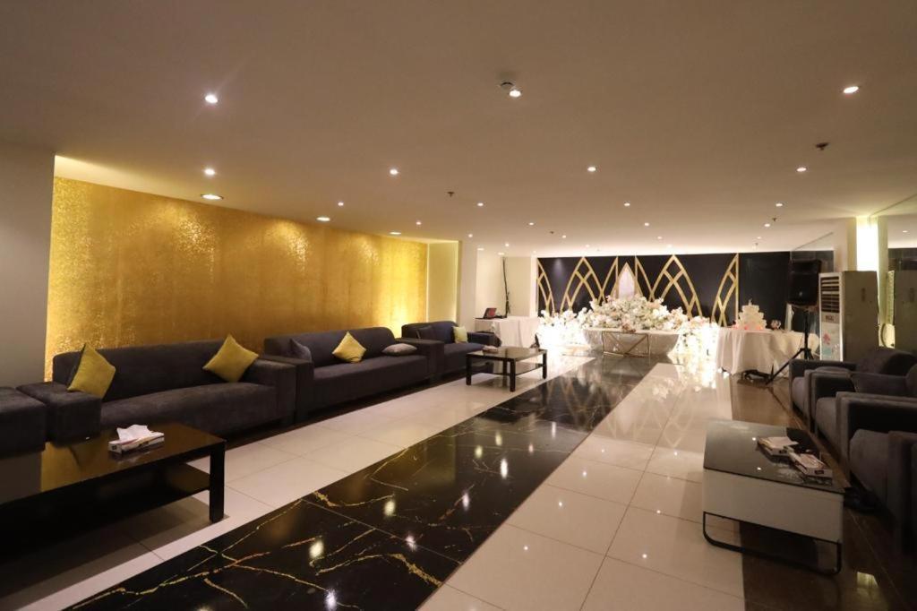 Manzel Aram 105-By Alazmi- Hotel Riyadh Ngoại thất bức ảnh