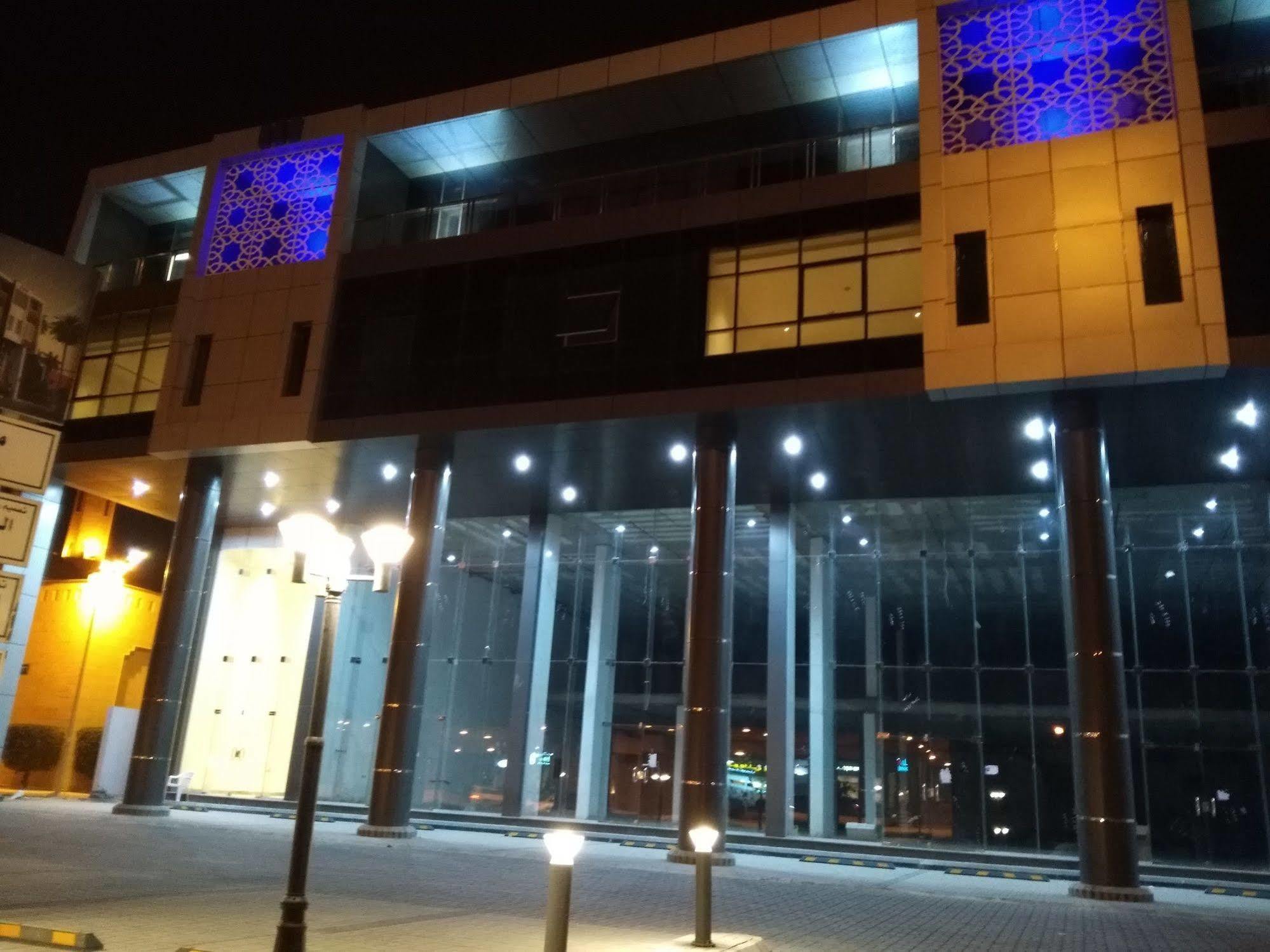 Manzel Aram 105-By Alazmi- Hotel Riyadh Ngoại thất bức ảnh